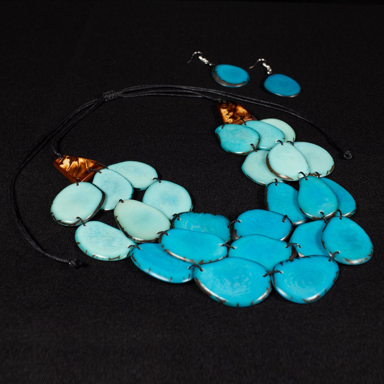 light-blue-tagua-earring-handmade-los-rios light-blue-tagua-earring-handmade-los-rios