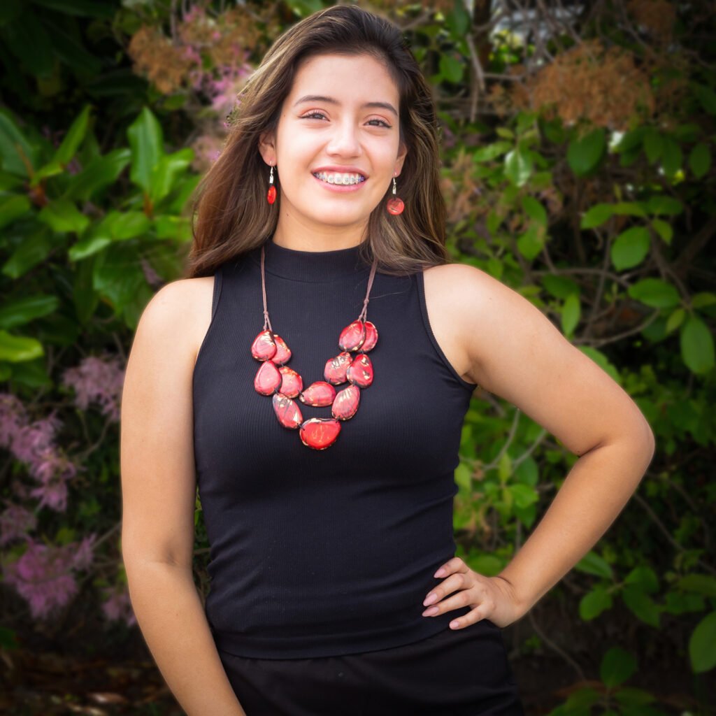 Red-Necklances-tagua-ambato