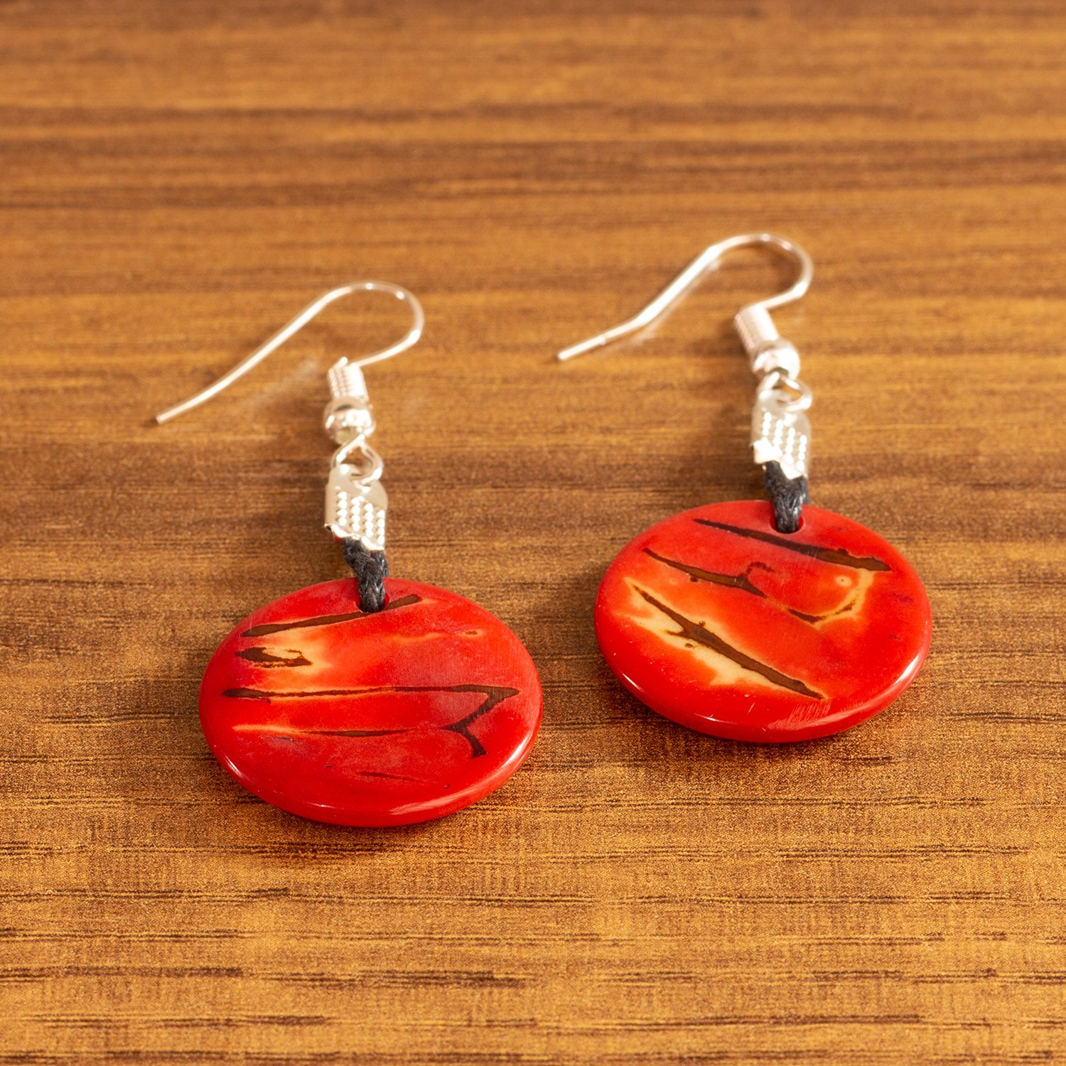 Tagua-earring-handmade-ambato Tagua-earring-handmade-ambato